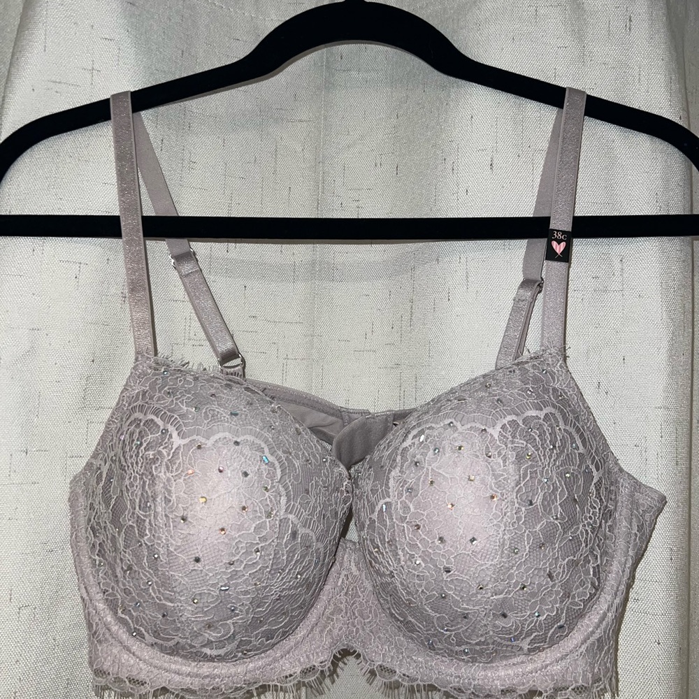 Victoria’s Secret bra